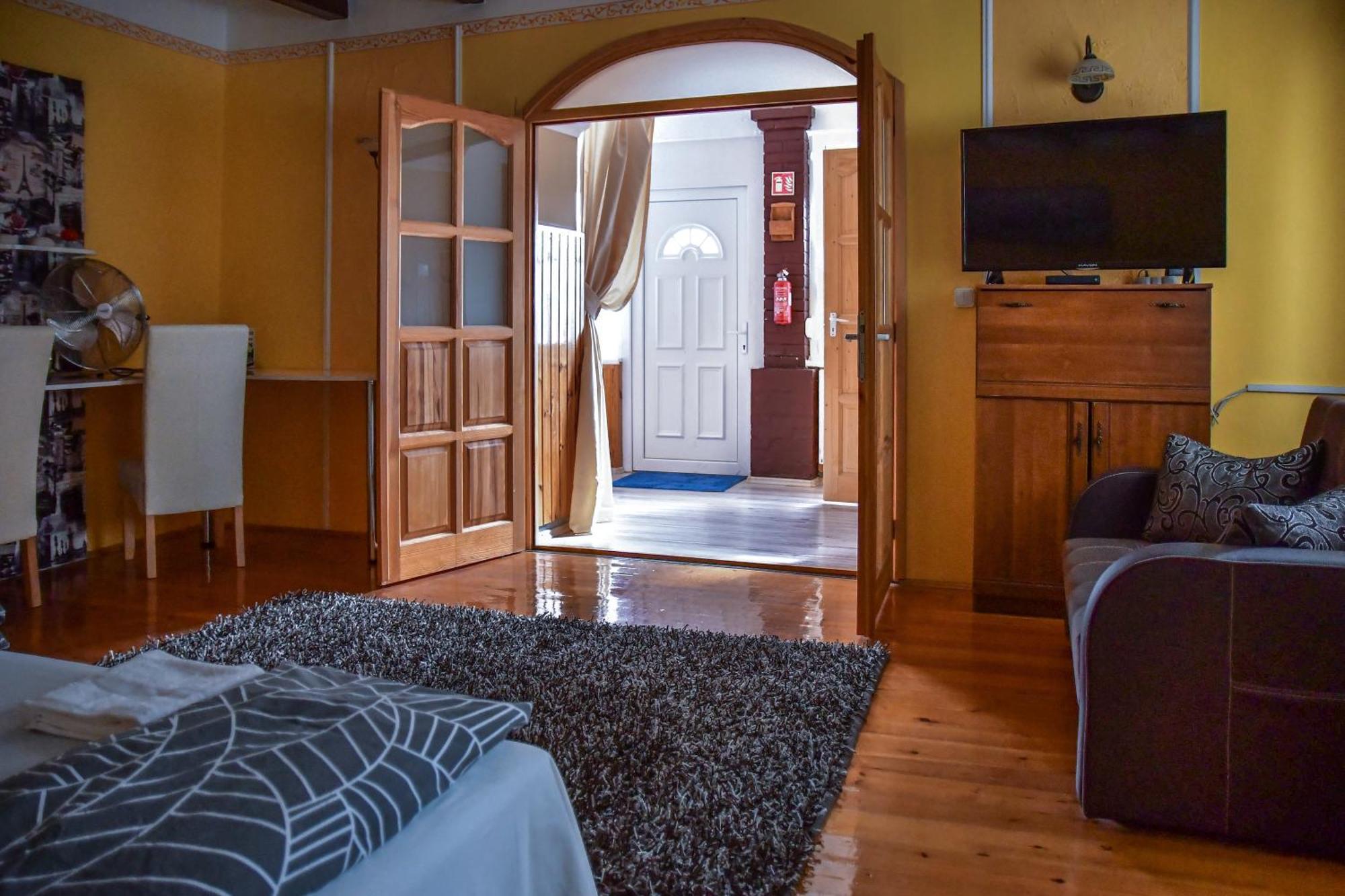 Klara Apartman Szentes Dış mekan fotoğraf